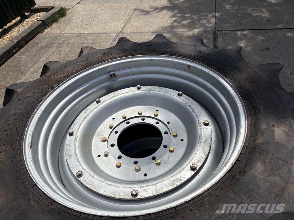 Goodyear TD8 520/85R42 (20.8R42) Ploegbanden Frontālie iekrāvēji un ekskavatori