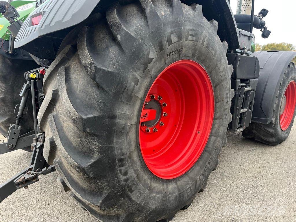 Fendt 930 VARIO PROFI + Traktori