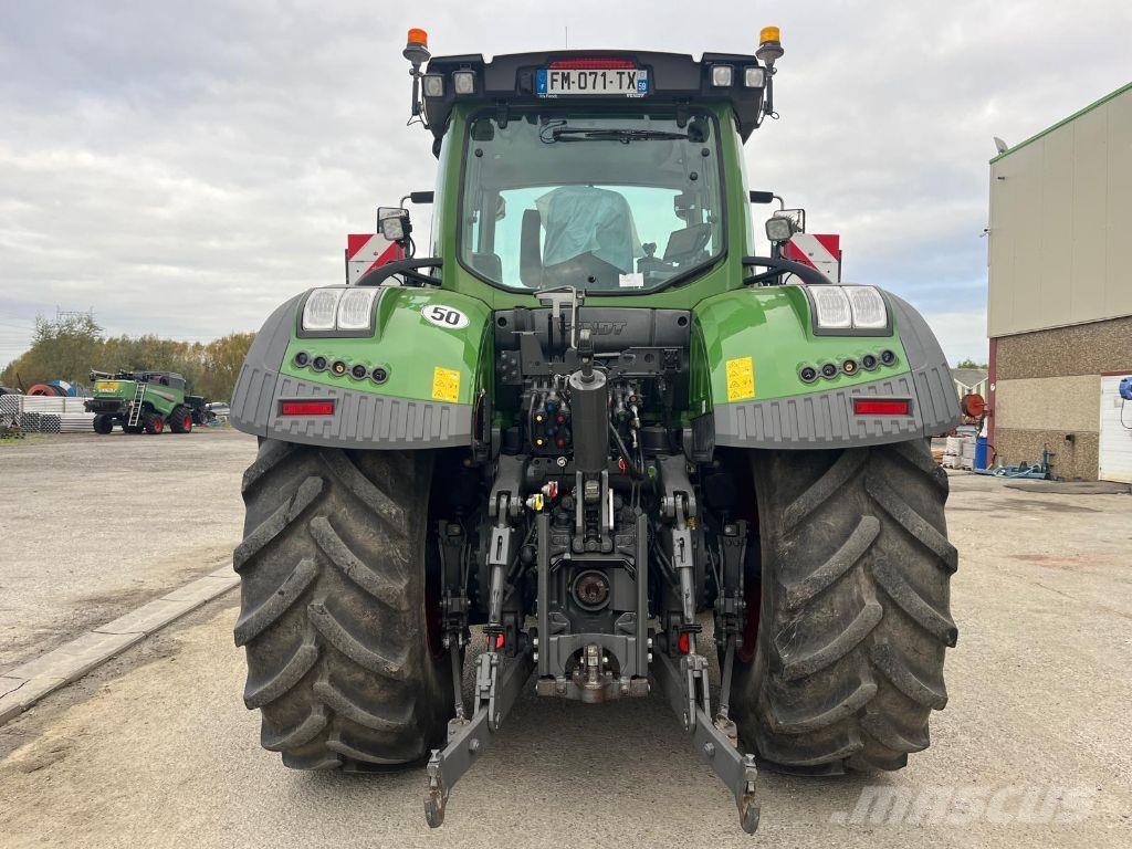 Fendt 930 VARIO PROFI + Traktori