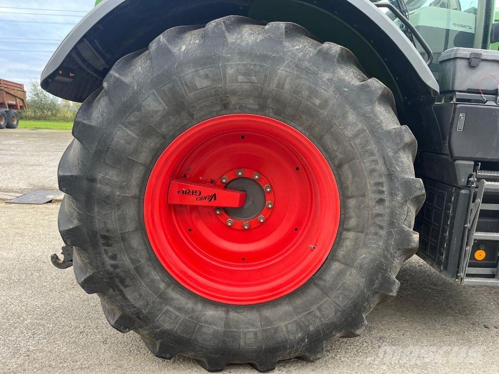 Fendt 930 VARIO PROFI + Traktori