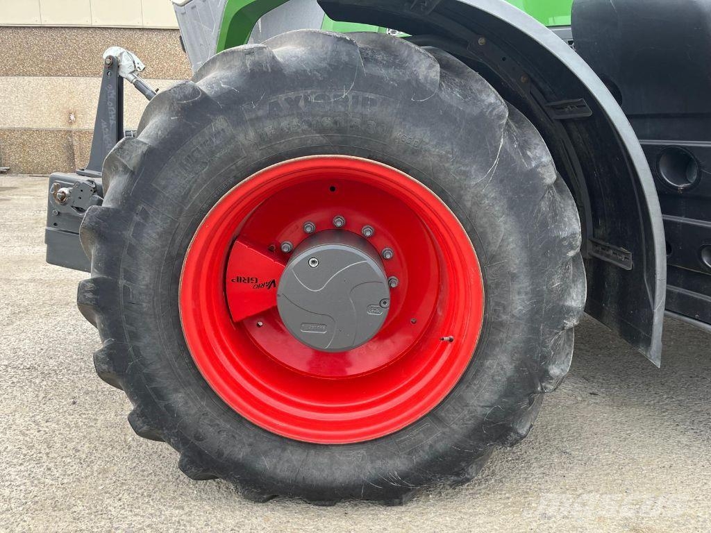 Fendt 930 VARIO PROFI + Traktori