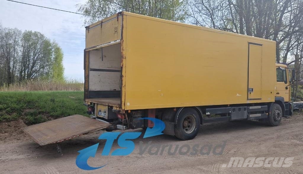 MAN ME 18.250 4x2 BL 탑차 트럭