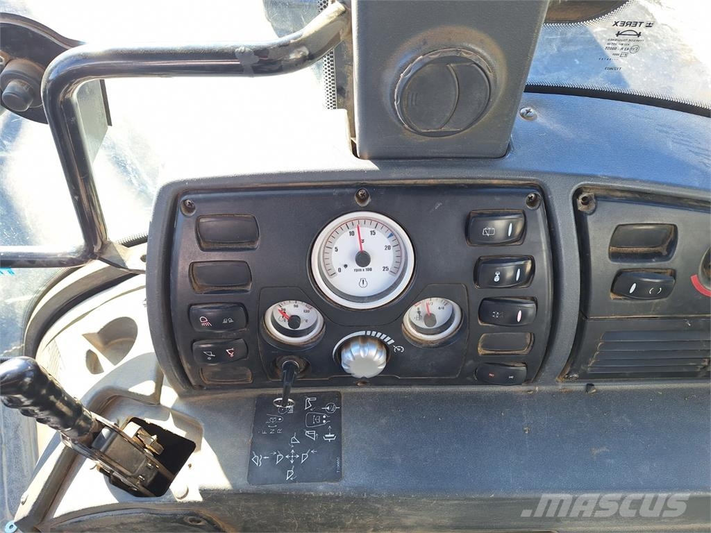 Terex TLB 890 PS معدات البناء - غير ذلك