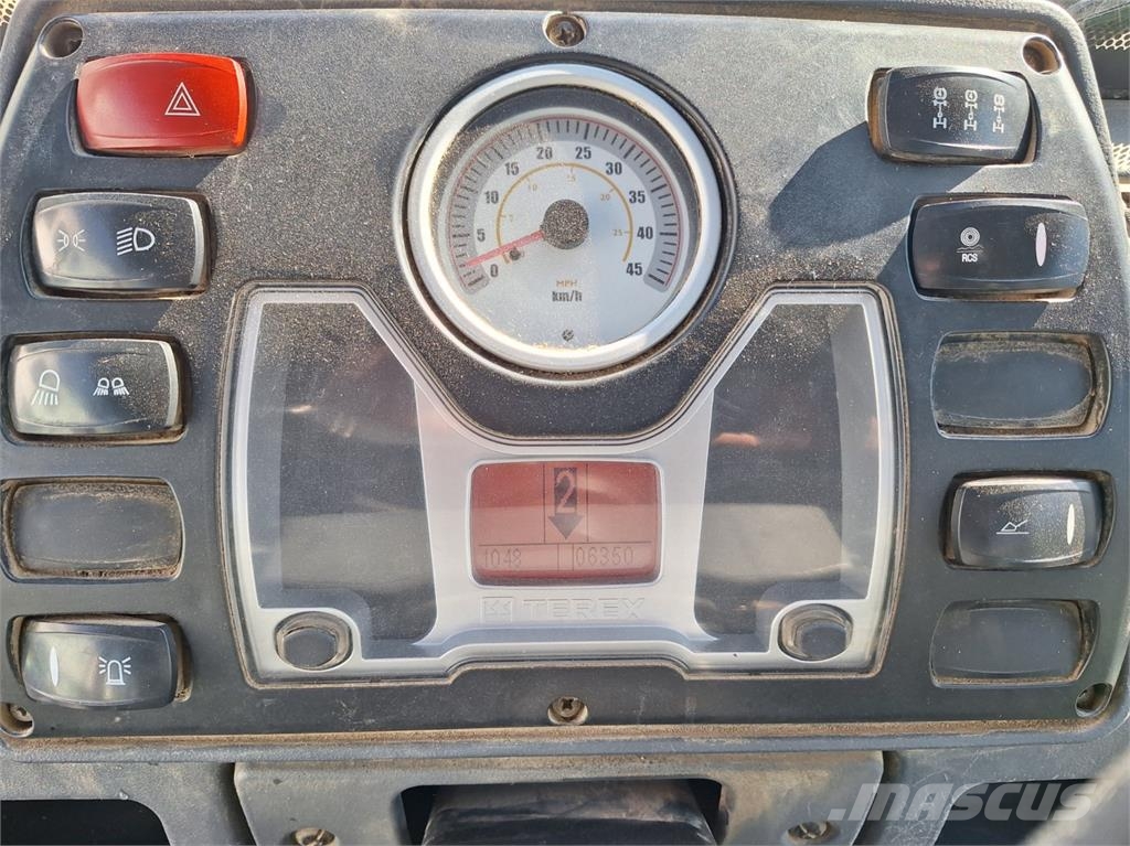 Terex TLB 890 PS معدات البناء - غير ذلك