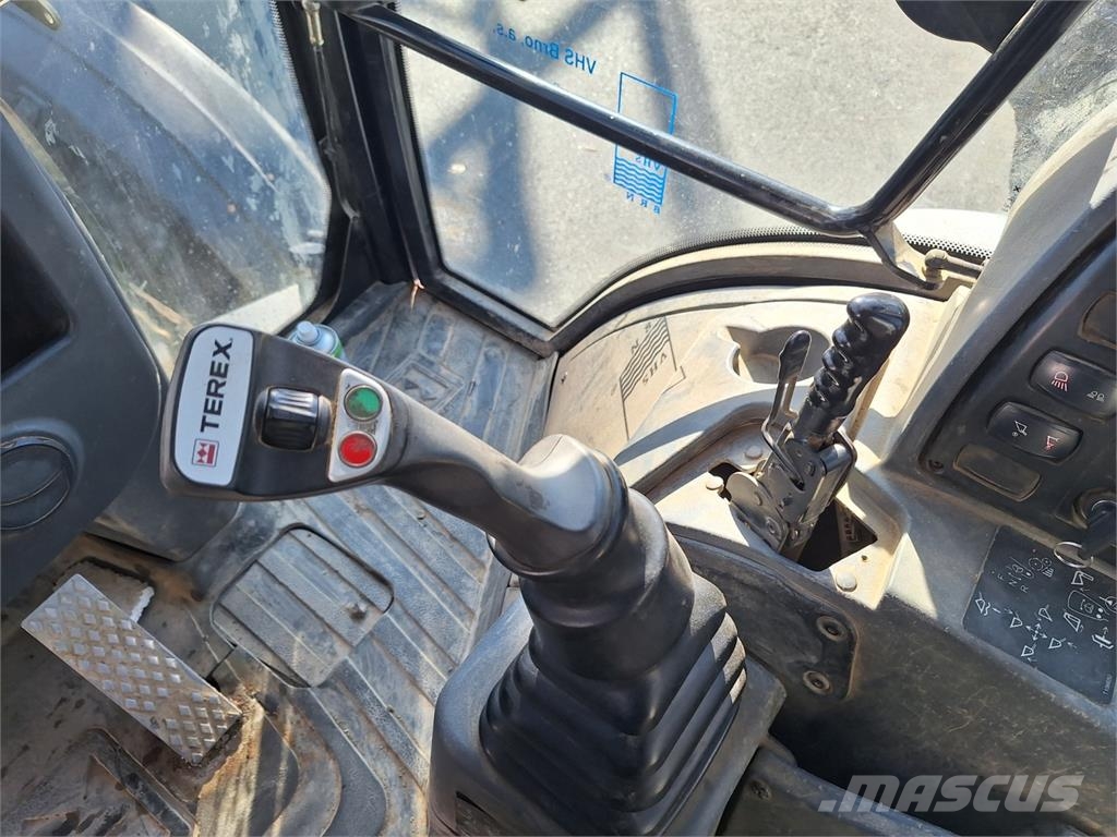 Terex TLB 890 PS 4X4 Stavebnictví - ostatní