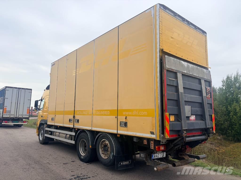 Volvo FM Tovornjaki zabojniki