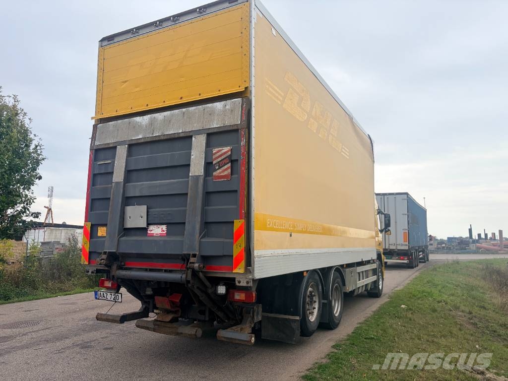 Volvo FM Tovornjaki zabojniki