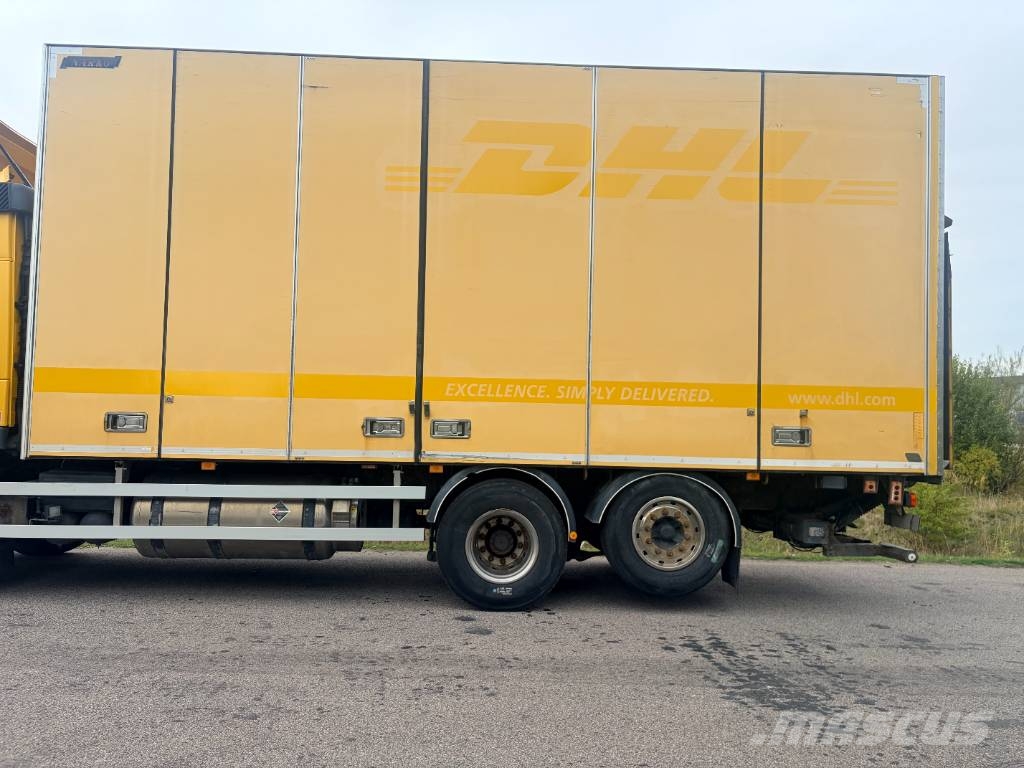 Volvo FM Tovornjaki zabojniki