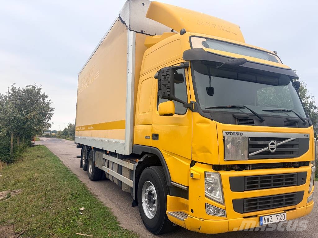 Volvo FM Tovornjaki zabojniki
