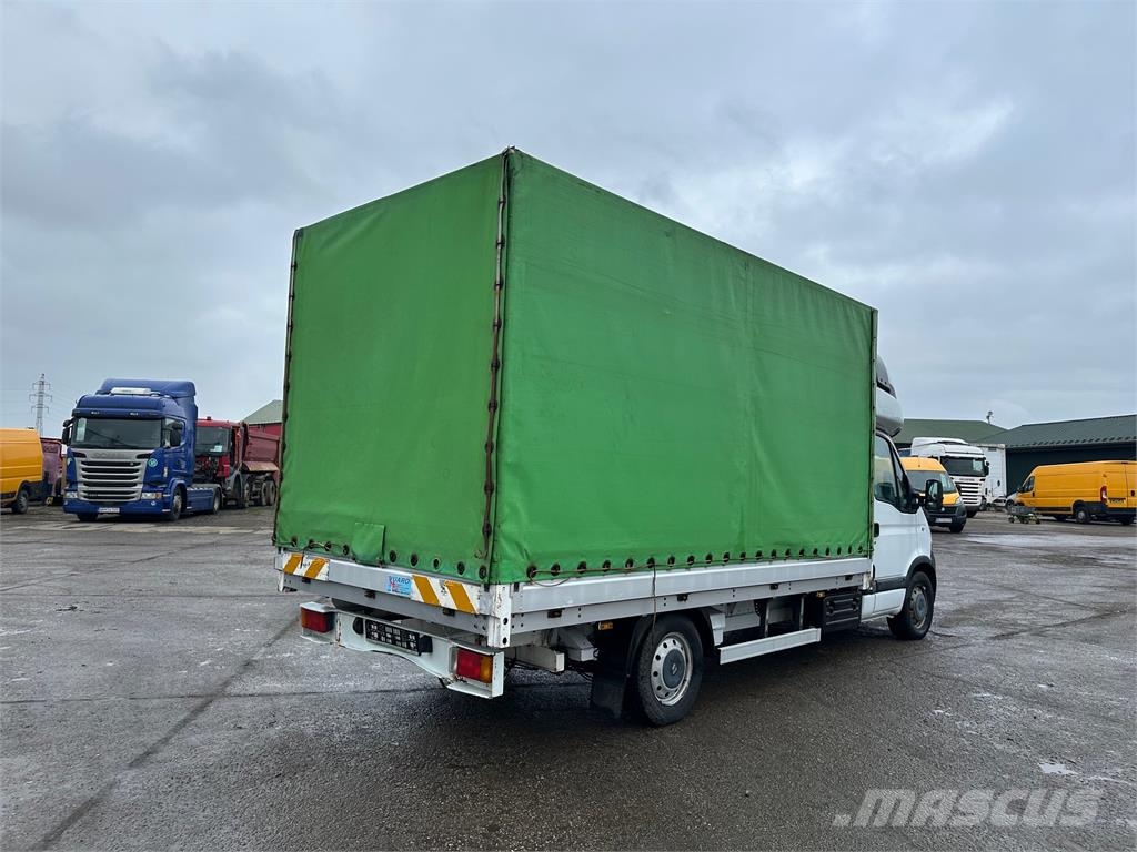 Renault MASTER dci 150 E4 manuál VIN 901 Camiones de caja de lona
