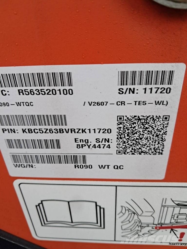 Kubota R 090 Iekrāvēji uz riteņiem