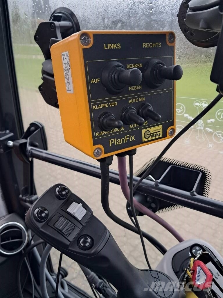 Kubota R 090 Iekrāvēji uz riteņiem