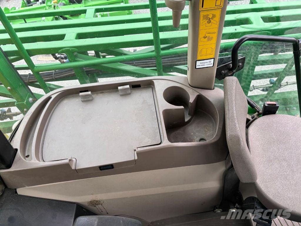 John Deere 4040i Itsekulkevat ruiskut