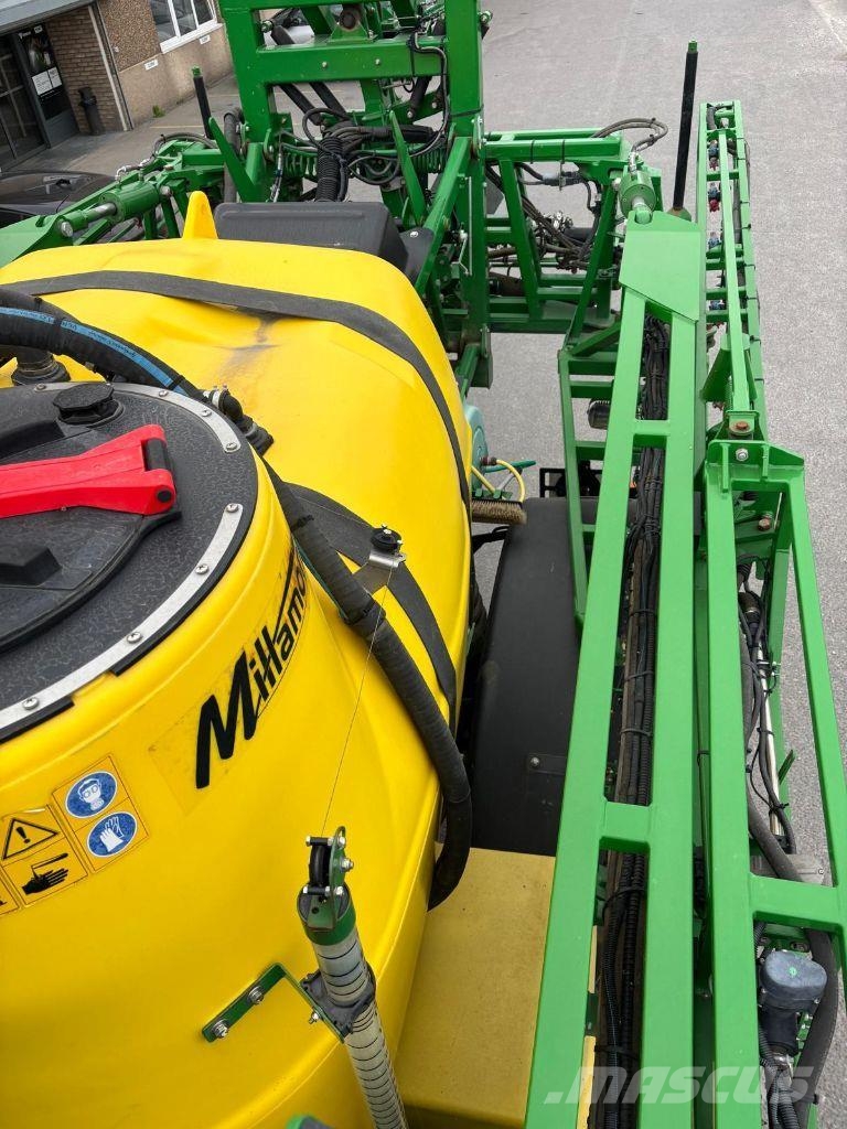 John Deere 4040i رشاشات ذاتية الحركة