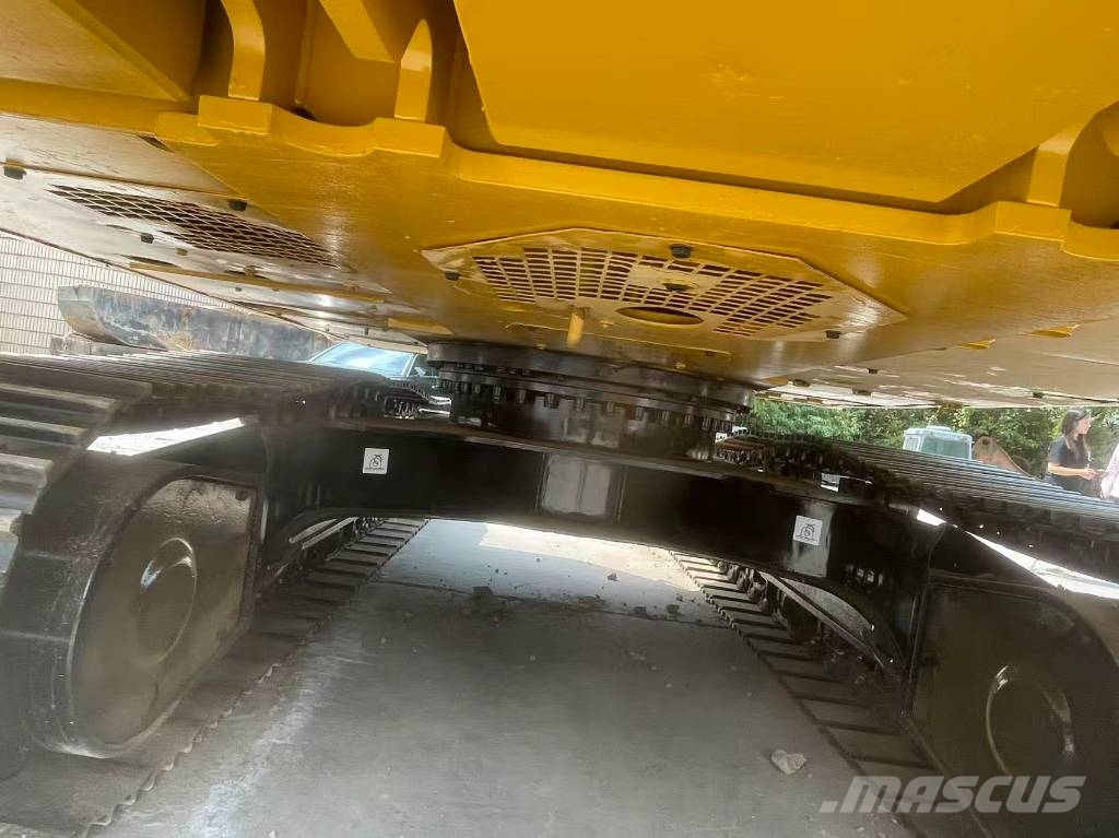 CAT 320 GC 履带挖掘机
