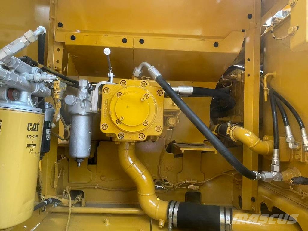CAT 320 GC 履带挖掘机