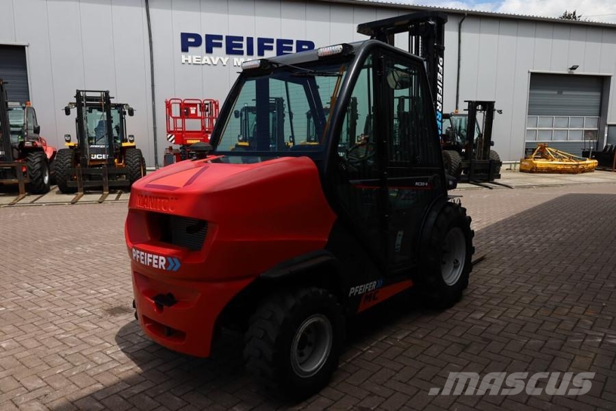 Manitou MC30-4 Valid Inspection, Diesel, 4x4 Drive, 3t Cap Rough terrain truck
