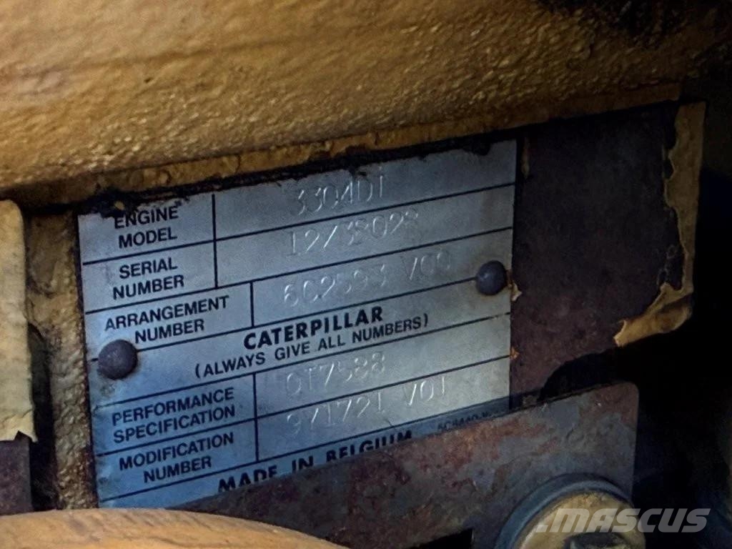 CAT 936E Kolesni nakladalci