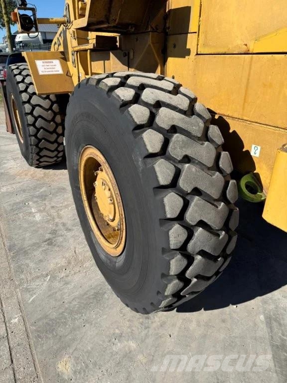 CAT 936E Kolesni nakladalci