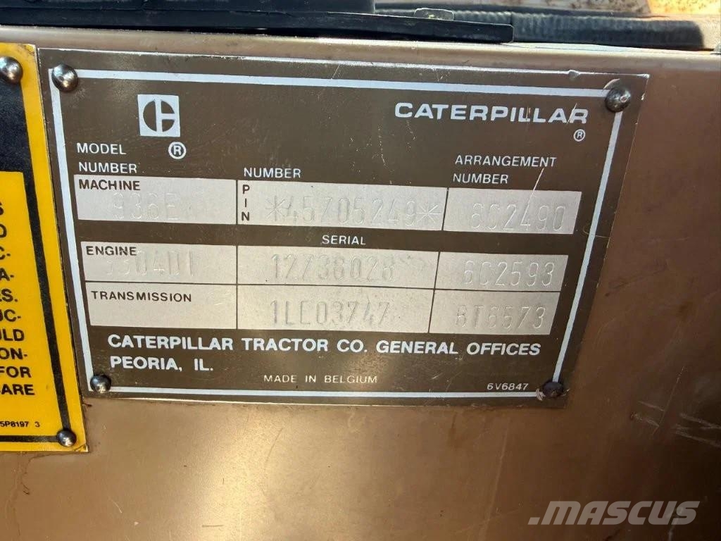 CAT 936E Kolesni nakladalci