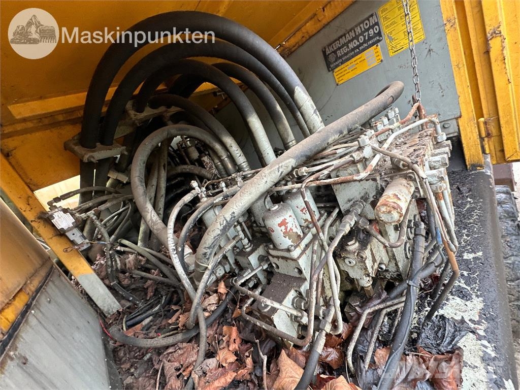 Åkerman H10M Ratasekskavaatorid