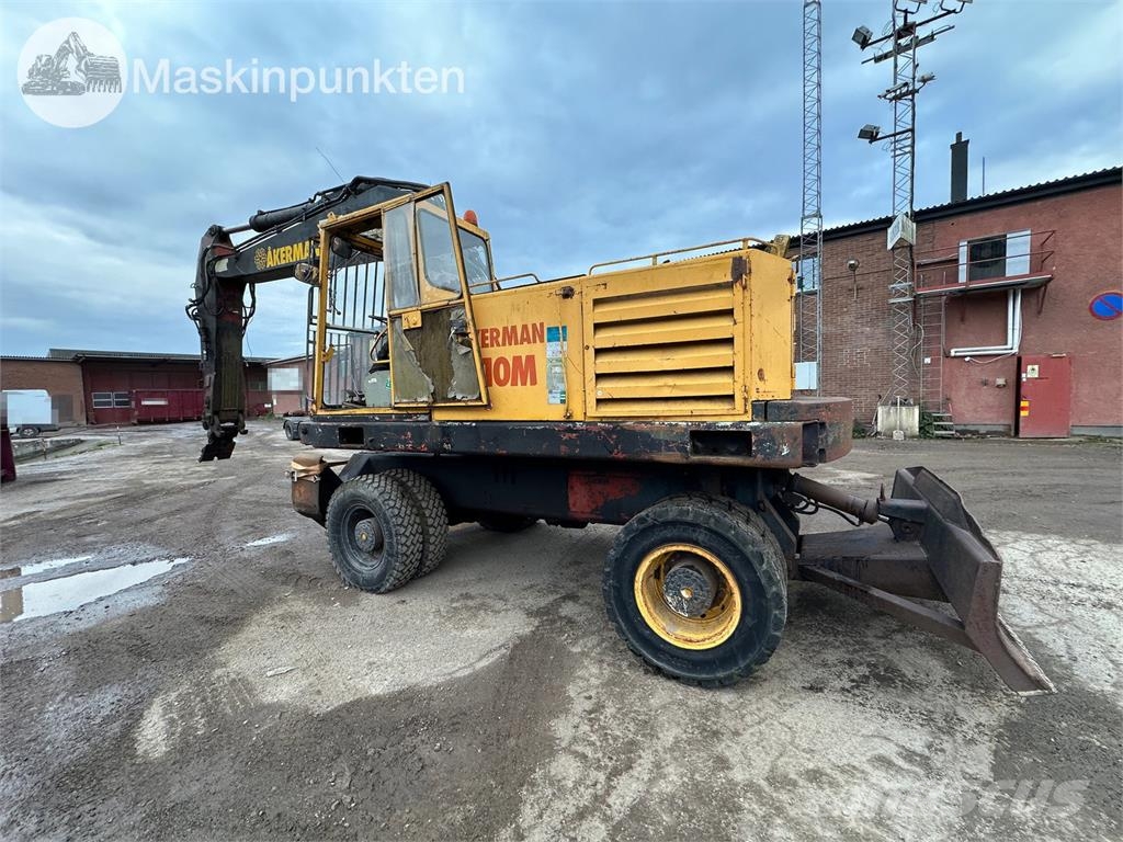 Åkerman H10M Ratasekskavaatorid