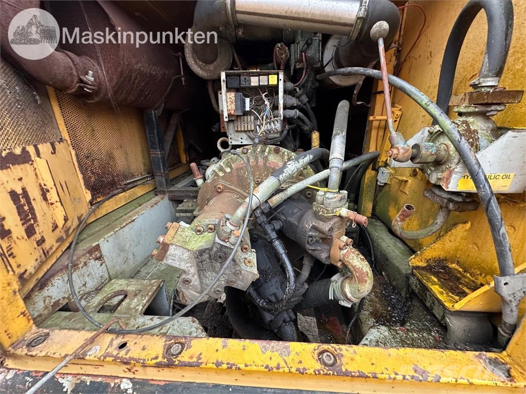 Åkerman H10M Ratasekskavaatorid
