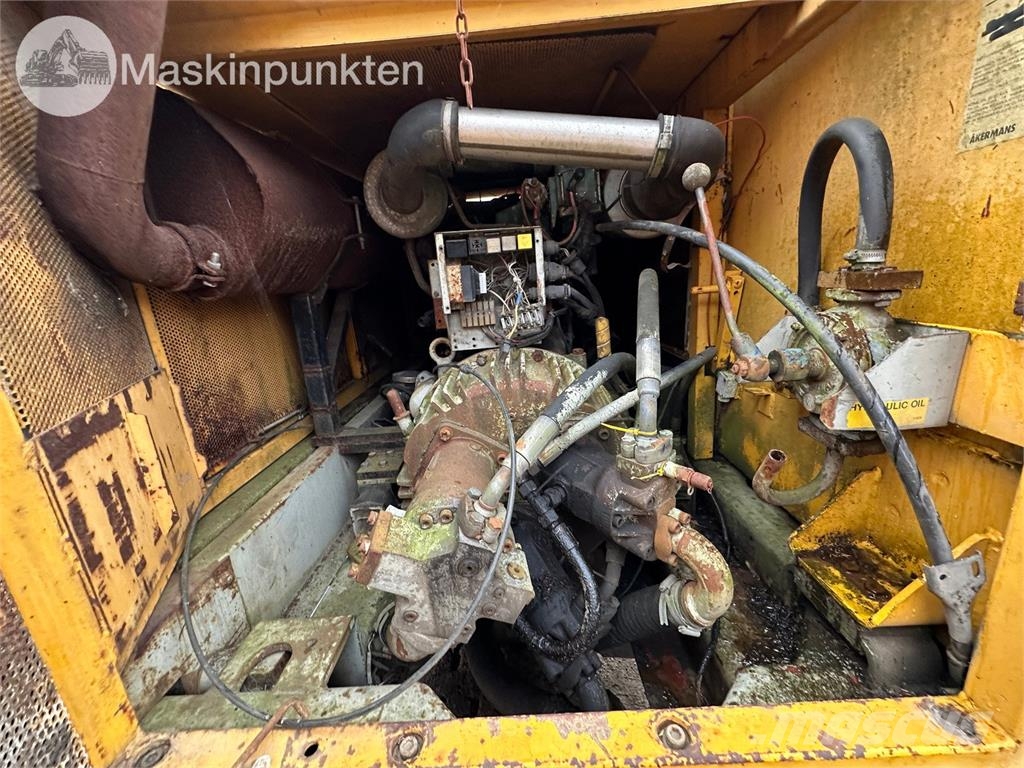 Åkerman H10M Ratasekskavaatorid