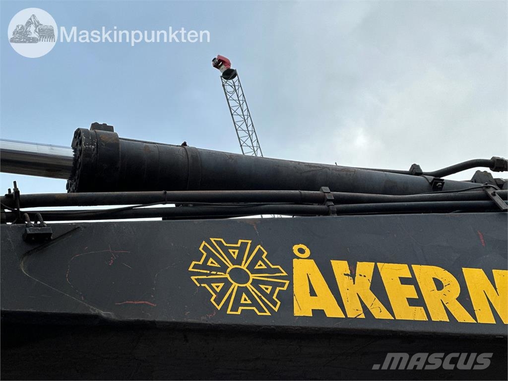 Åkerman H10M Ratasekskavaatorid