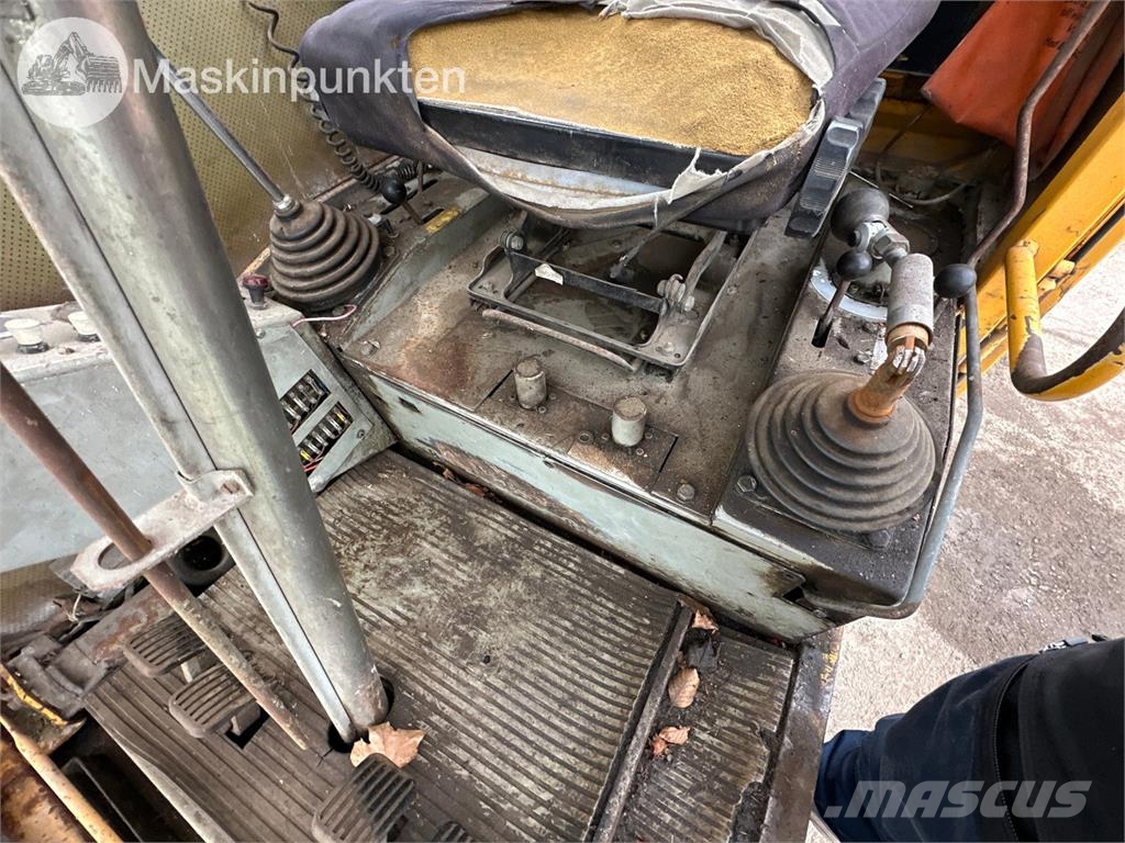 Åkerman H10M Ratasekskavaatorid