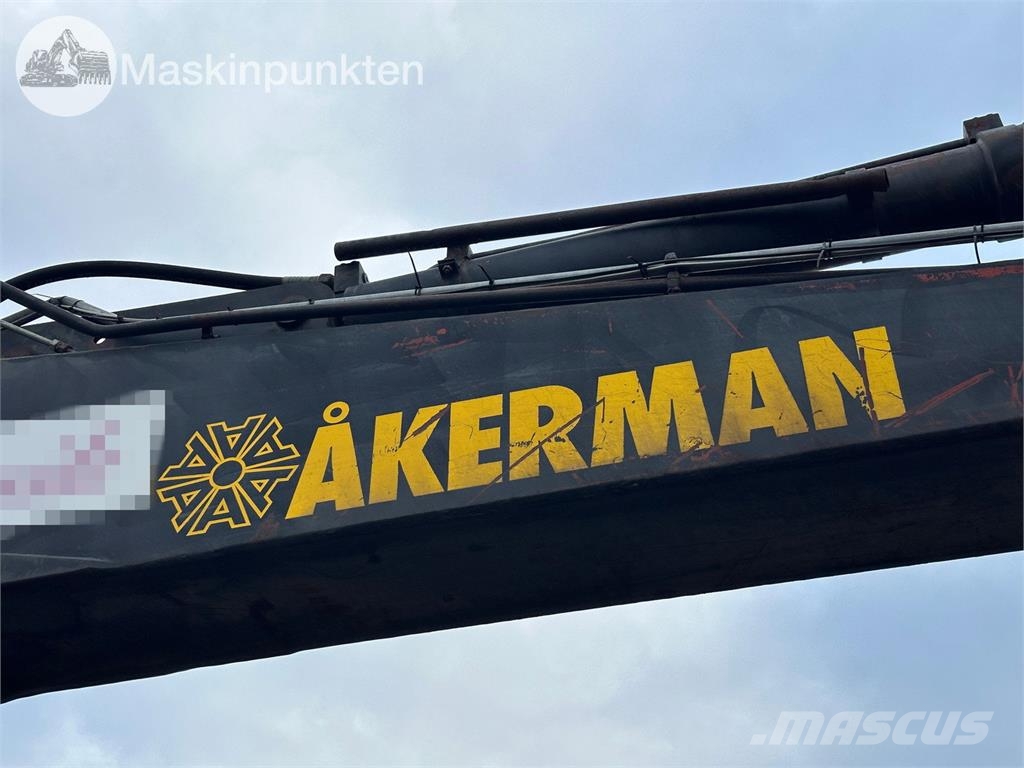 Åkerman H10M Ratasekskavaatorid