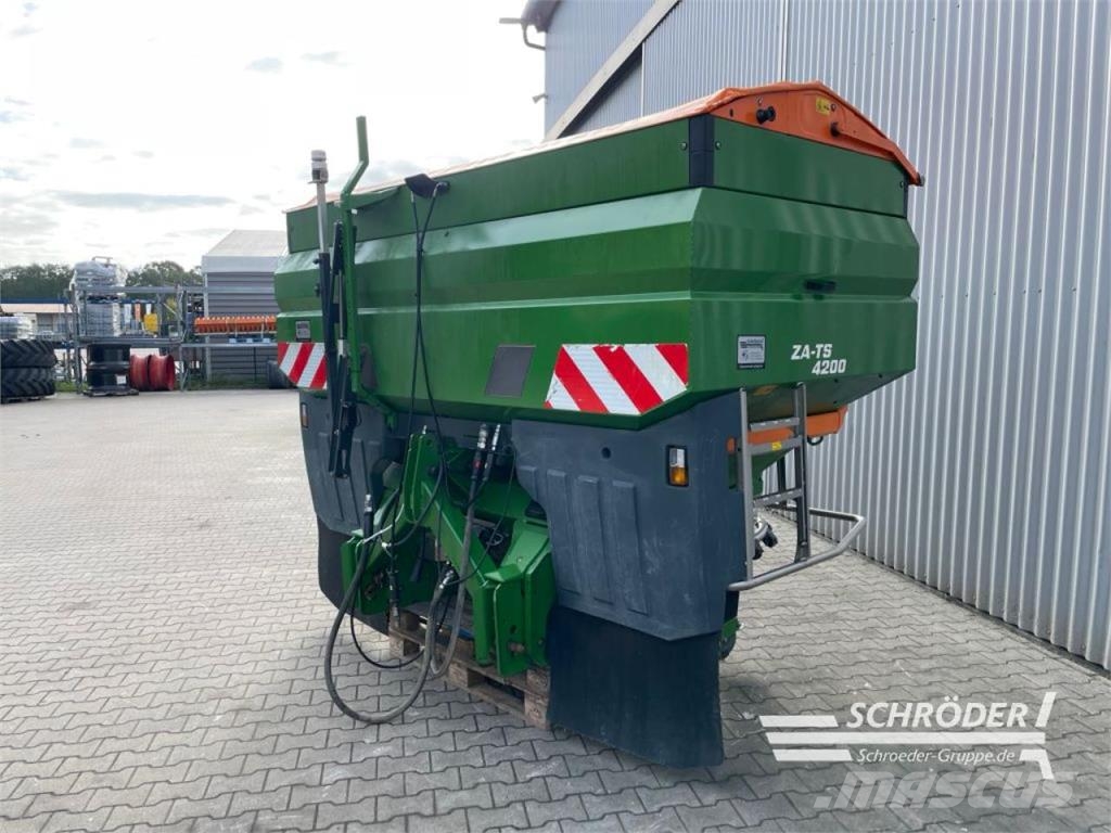 Amazone ZA-TS 4200 ULTRA PROFIS | ARGUS TWIN معدات فرد المواد المعدنية