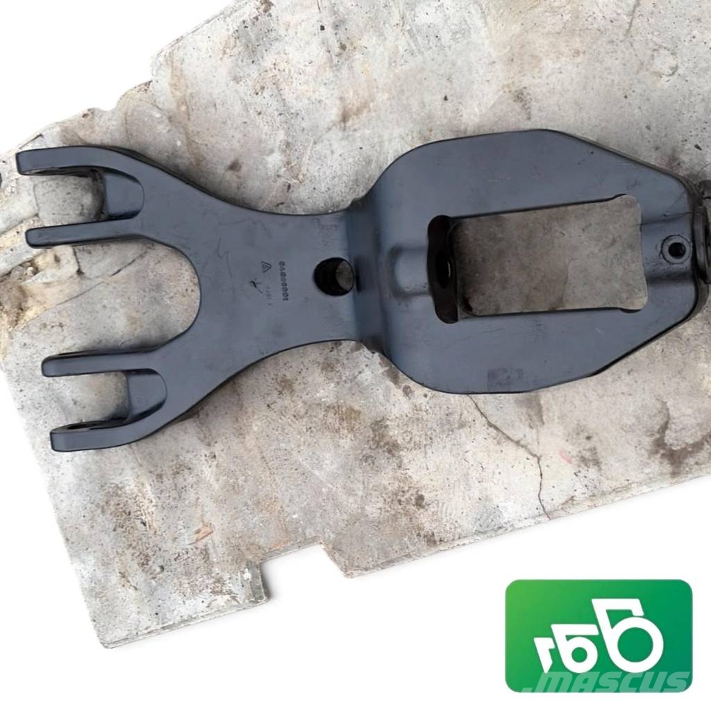 Case IH Magnum 340 Front Axle Bracket 84390031 Šasija i vešenje