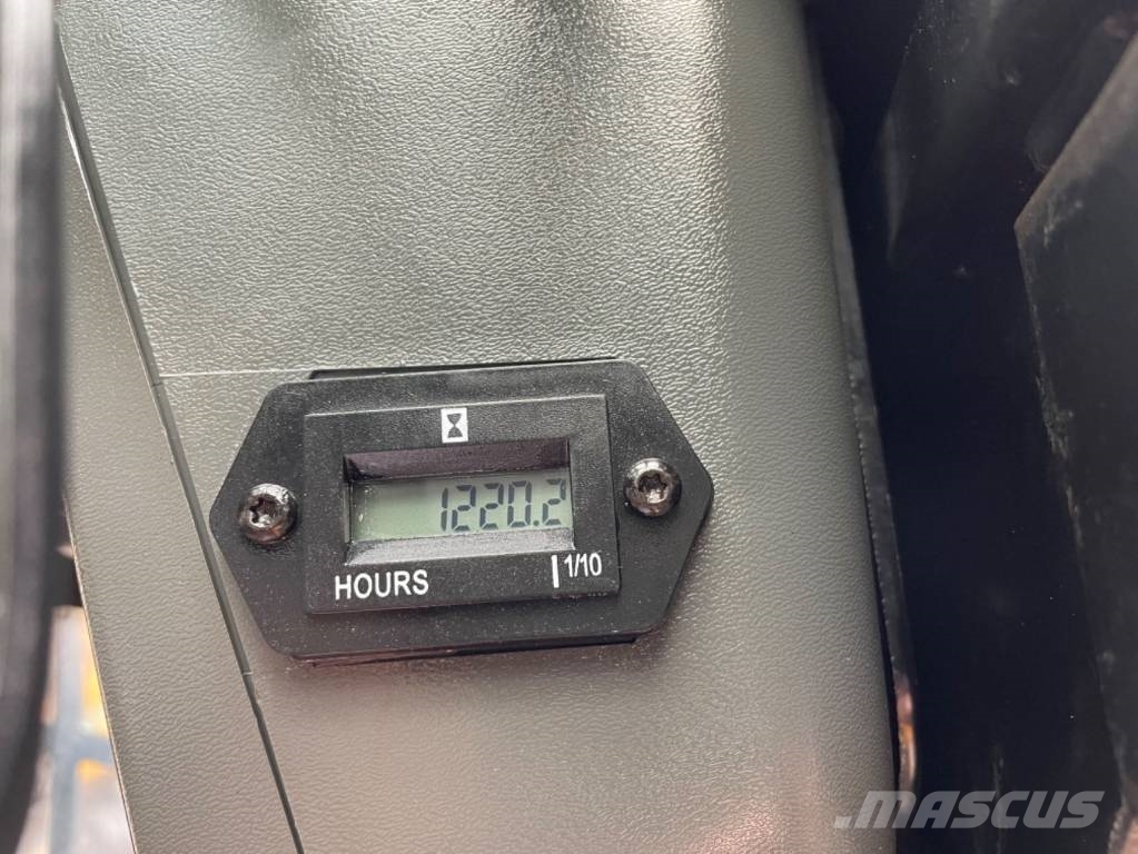 CAT 226B Chargeuse compacte