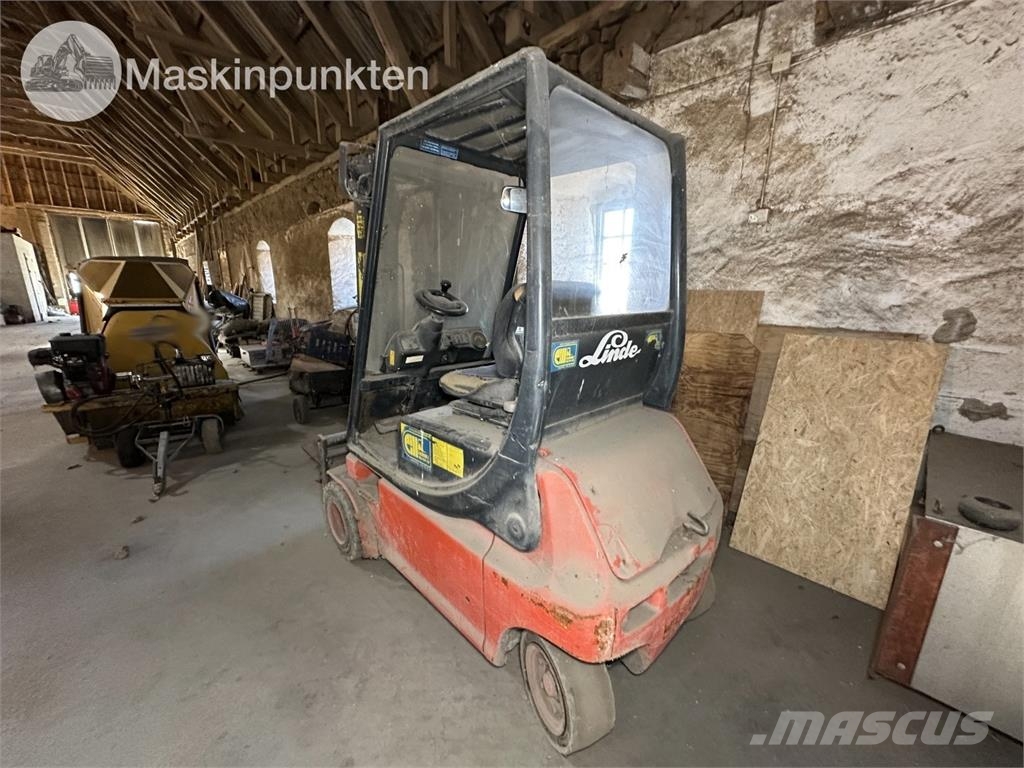 Linde E20 / R20 Electric forklifts