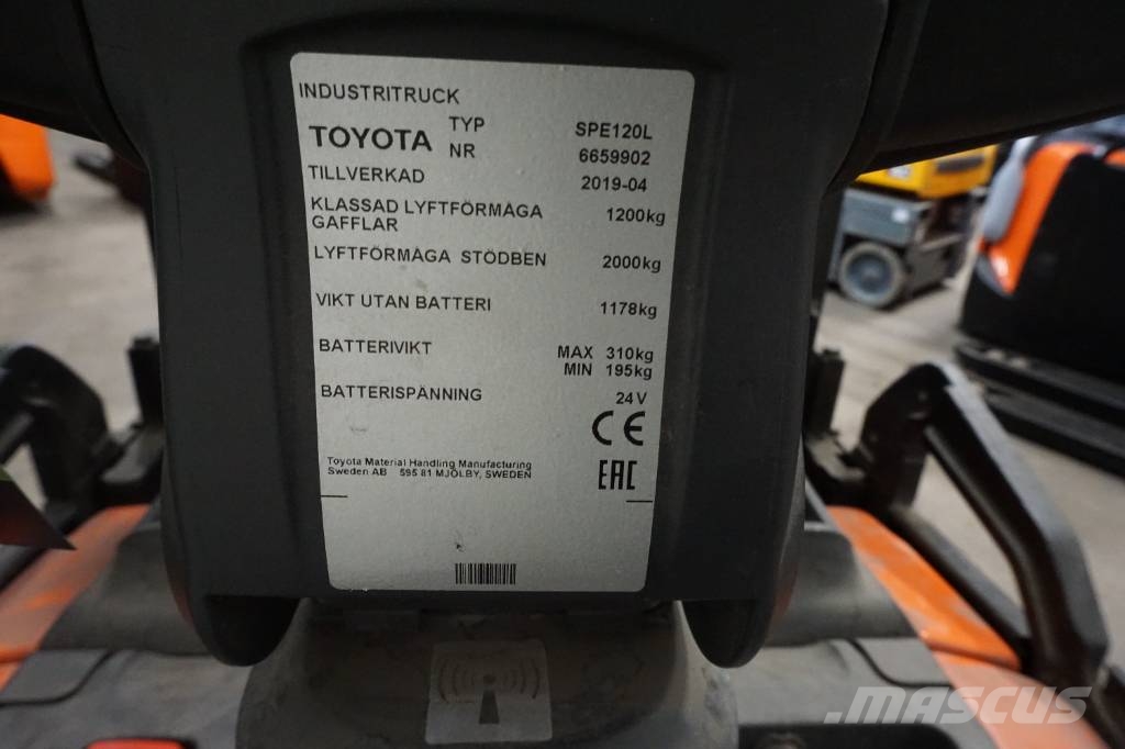 Toyota SPE120L Käyden ajettavat pinoamistrukit