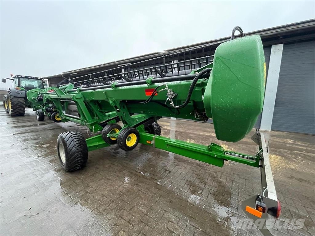 John Deere 630D Combine capete pentru culegatoare