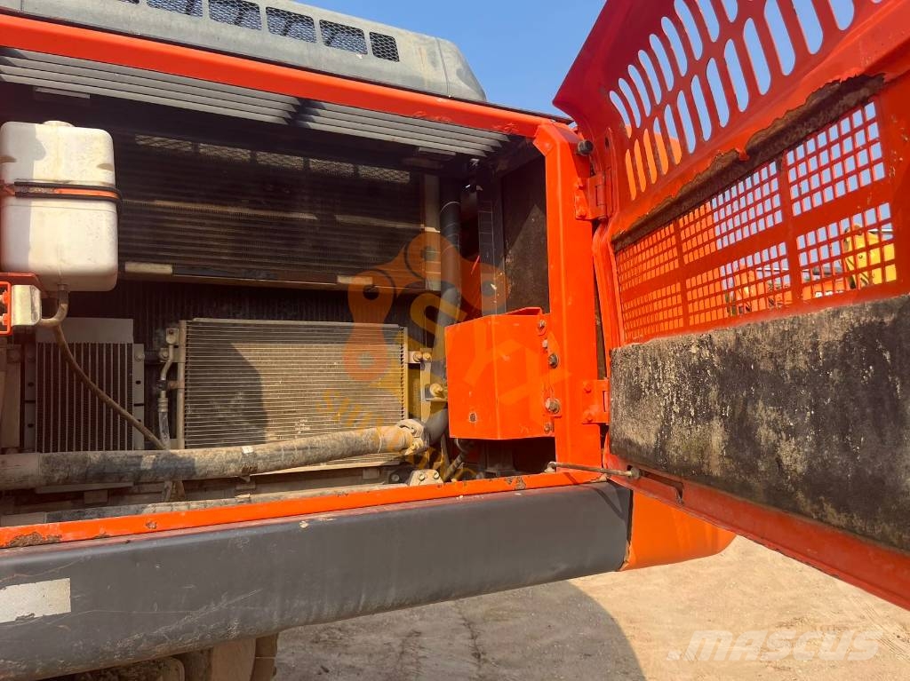 Doosan DX 340 Raupenbagger