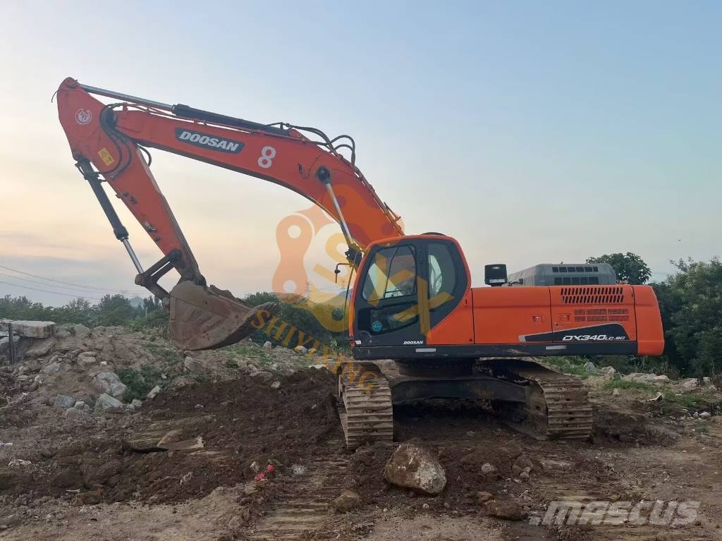 Doosan DX 340 Raupenbagger
