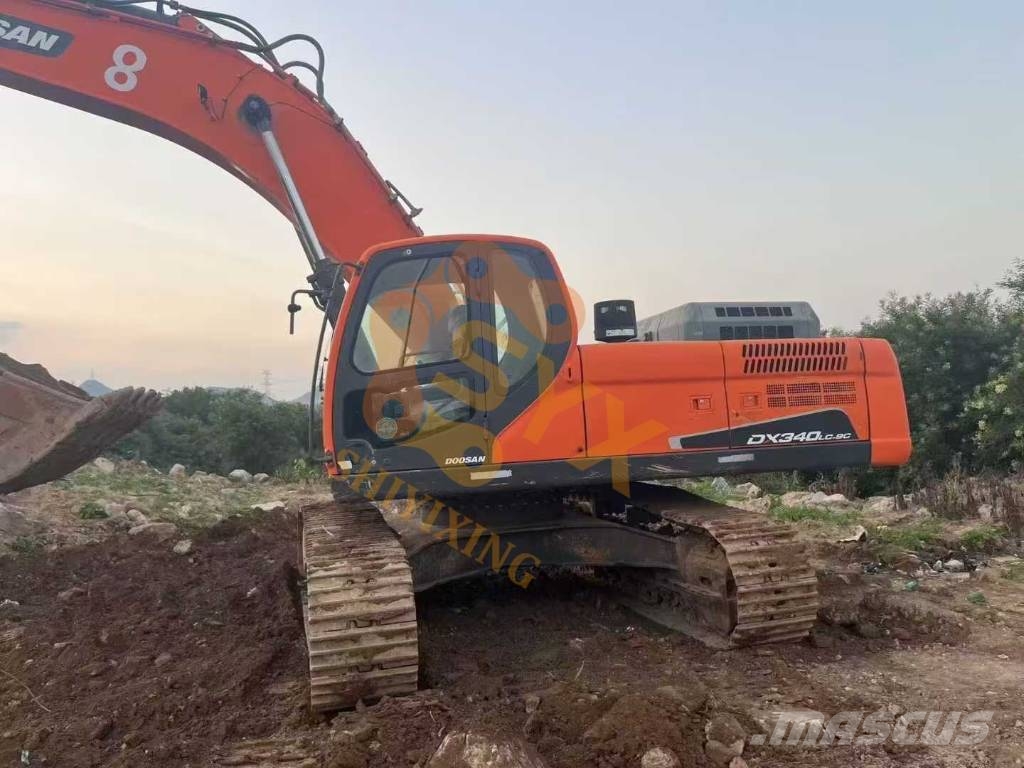 Doosan DX 340 Raupenbagger