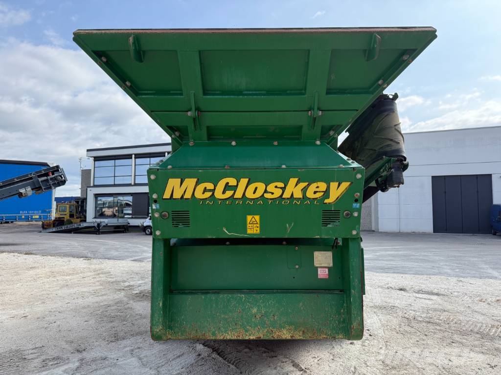 McCloskey R 70 Iseliikuvad sõelad