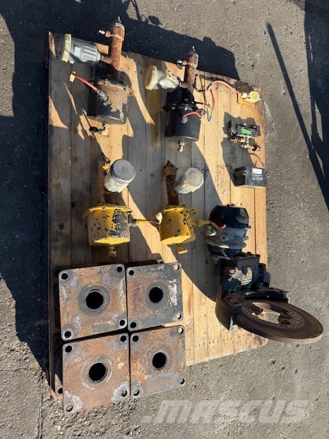 Bell B 40 C USED PARTS COMPLET Ašys