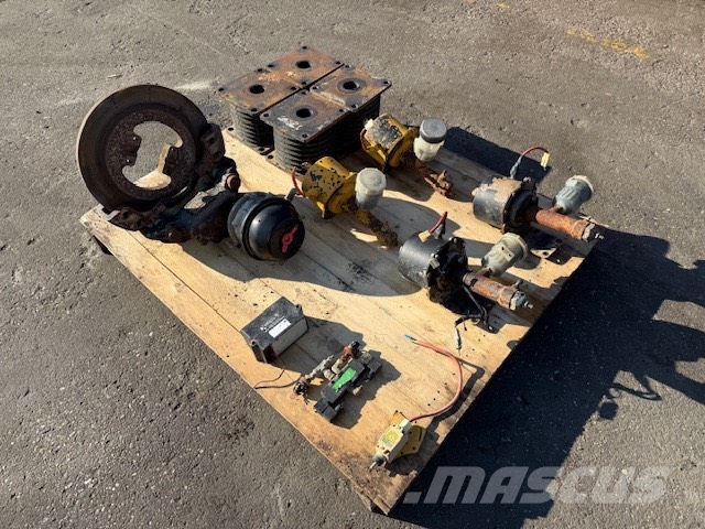 Bell B 40 C USED PARTS COMPLET Ašys