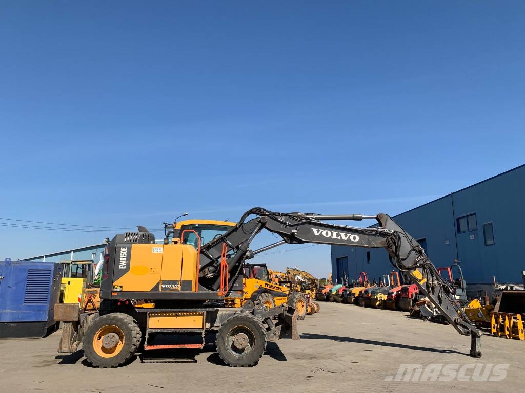 Volvo EWR 150 E Excavatoare cu roti