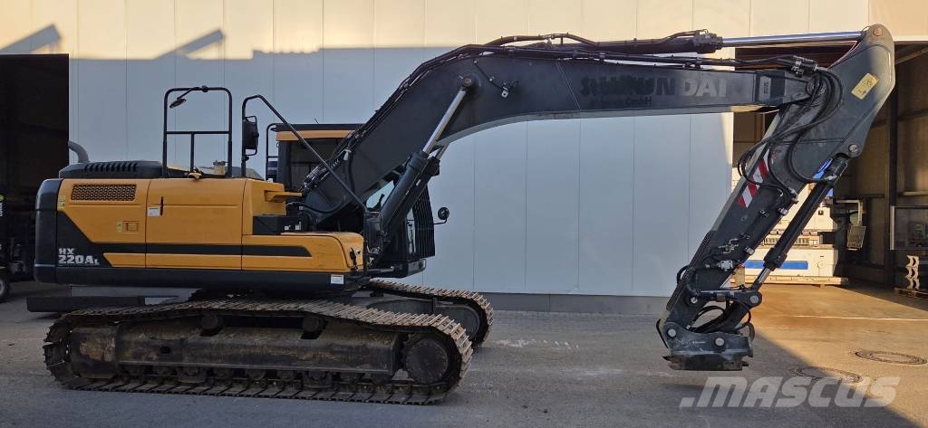 Hyundai HX 220 AL Excavadoras sobre orugas