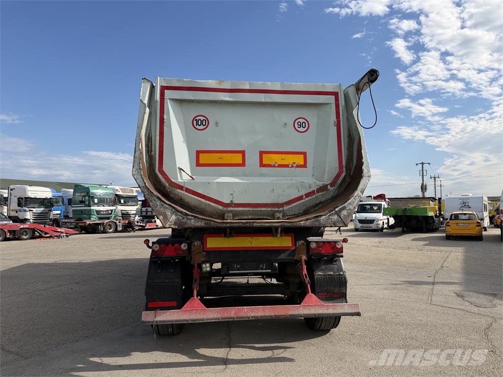 Schwarzmüller Iný model VIN 774 Tipptrailer