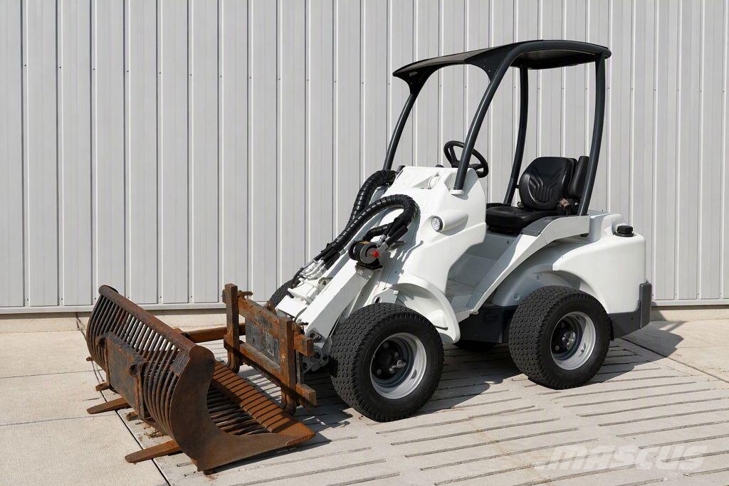 Avant 523 Radlader