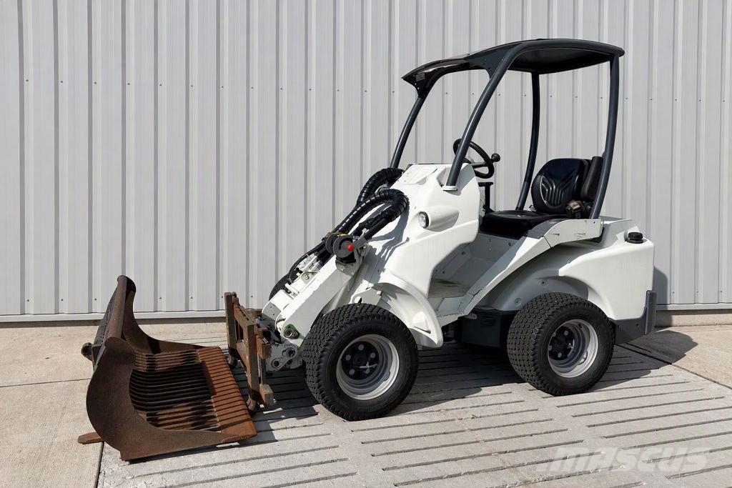 Avant 523 Radlader