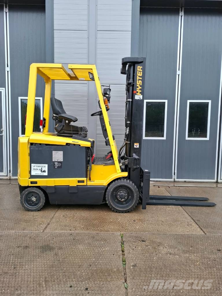 Hyster E 3.00 XM شاحنات ذات رافعات شوكية تعمل بالكهرباء