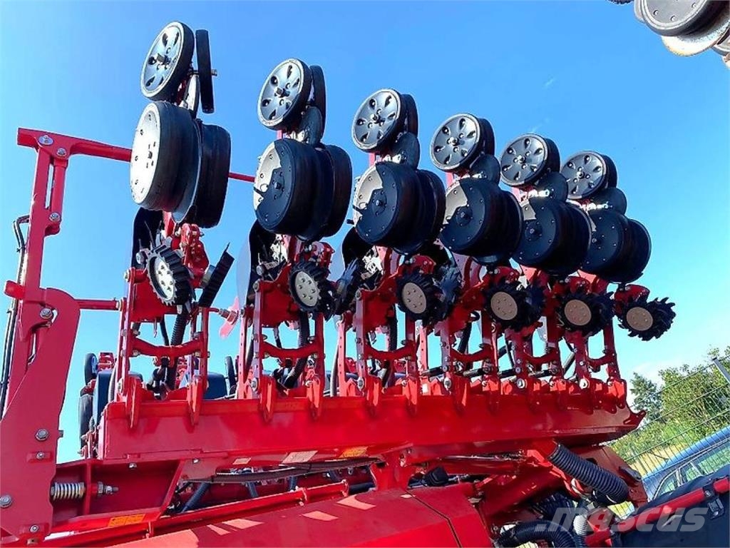 Horsch Maestro 12CV Sembradoras de alta precisión